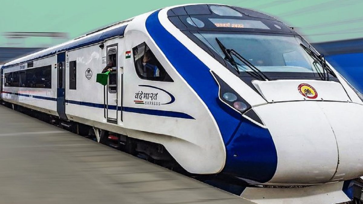 Vande Bharat New Timetable : इस रूट पर चलने वाली वंदे भारत ट्रेन के समय में हुआ बदलाव, फटाफट चेक करे