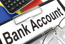 Bank Account Limit : 2, 3 या 6 बैंकों में कितने खाते खोले जा सकते हैं? क्या आप नियम जानते हैं? Saving Account Rules : बचत खाते में इतना पैसा रखना पड़ सकता है भारी...जान ले आयकर विभाग के ये नियम