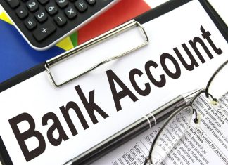 Saving Account Rules : बचत खाते में इतना पैसा रखना पड़ सकता है भारी…जान ले आयकर विभाग के ये नियम Saving Account Rules : बचत खाते में इतना पैसा रखना पड़ सकता है भारी...जान ले आयकर विभाग के ये नियम