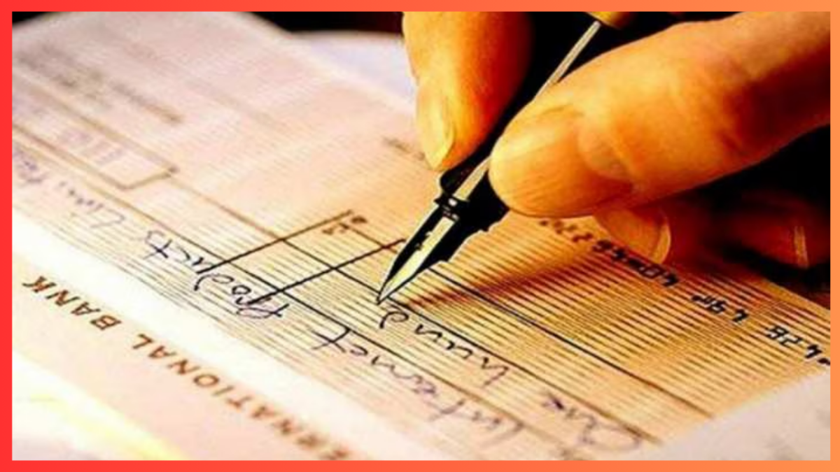 Cheque Signature Rules : इस प्रकार के चेक के पीछे हस्ताक्षर करना बहुत महत्वपूर्ण है, चेक करें डिटेल्स