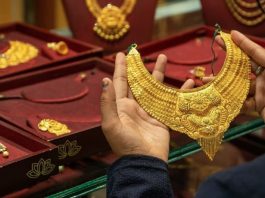 Gold Price Today : 36 साल का रिकॉर्ड टूटा, सोने के दाम में सबसे बड़ी गिरावट, जानें आज ..