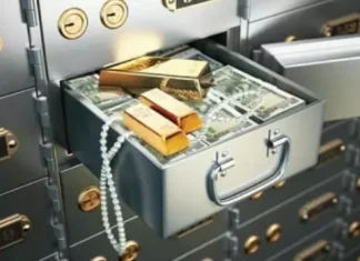 Bank locker charges 2024 : SBI, PNB, HDFC और ICICI समेत प्रमुख बैंकों की बैंक लॉकर फीस, यहां चेक करें Bank locker charges 2024 : SBI, PNB, HDFC और ICICI समेत प्रमुख बैंकों की बैंक लॉकर फीस, यहां चेक करें