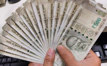 Bank FD Rates : ये बैंक फिक्स्ड डिपॉजिट पर दे रहे हैं 9.5% ब्याज, चेक करें FD डिटेल्स Bank FD Rates : ये बैंक फिक्स्ड डिपॉजिट पर दे रहे हैं 9.5% ब्याज, चेक करें FD डिटेल्स