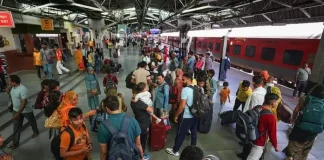 Railway Stations New Service : रेल यात्रियों के लिए खुशखबरी! अब रेलवे स्टेशनों पर मिलेगी ये खास सुविधा, चेक करें अपडेट Railway Stations New Service : रेल यात्रियों के लिए खुशखबरी! अब रेलवे स्टेशनों पर मिलेगी ये खास सुविधा, चेक करें अपडेट