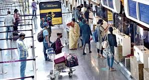 Airport Rules Change : अब यात्रा के दौरान विमान में नहीं ले जा सकेंगे ये सामान, वरना देना होगा जुर्माना Airport Rules Change : अब यात्रा के दौरान विमान में नहीं ले जा सकेंगे ये सामान, वरना देना होगा जुर्माना