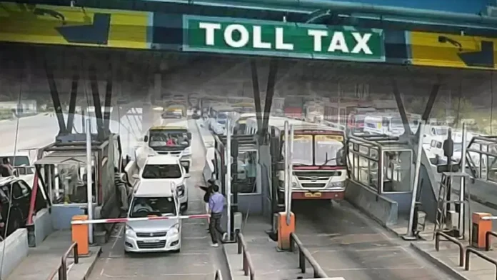 Toll Tax New Rule : 20 किलोमीटर की दूरी तक नहीं देना होगा टोल, जानिए नियम