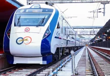 Vande Bharat Train Update : इन 3 रूट्स पर शुरू हो गई है वंदे भारत, यहां देखें टाइम-टेबल और रूट चार्ट Vande Bharat Train Update : इन 3 रूट्स पर शुरू हो गई है वंदे भारत, यहां देखें टाइम-टेबल और रूट चार्ट