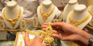 Gold Price Today : सोने-चांदी के रेट में उछाल, किसी के दाम 600 बढ़े तो किसी के 400 तक, तुरंत चेक करें नए रेट Gold Rate Today : बड़ी खुशखबरी! आज 14 अप्रैल को सोना हुआ सस्ता, देखें आज क्या है कीमत