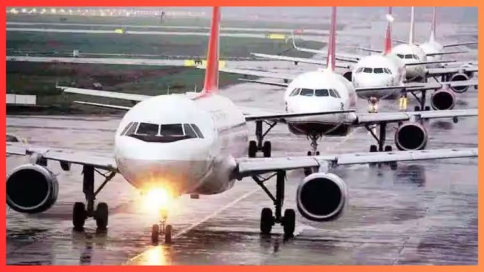 Flight Ticket Cheapest : हवाई जहाज से यात्रा करने वालों के लिए जल्द ही अच्छी खबर आ सकती है, घट गए जेट फ्यूज के दाम