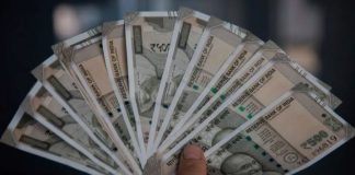 DA Hike: खुशखबरी! इन कर्मचारियों का DA 4% बढ़ा, चेक करें डिटेल्स DA Hike: खुशखबरी! इन कर्मचारियों का DA 4% बढ़ा, चेक करें डिटेल्स