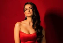 Shweta Tiwari की बेटी ने बोल्डनेस दिखाने के लिए कराया ऐसा फोटोशूट, स्टाइलिश स्कर्ट पर टिकीं रह गईं निगाहें Shweta Tiwari की बेटी ने बोल्डनेस दिखाने के लिए कराया ऐसा फोटोशूट, स्टाइलिश स्कर्ट पर टिकीं रह गईं निगाहें