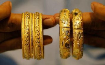 Gold Prices : सोने के दाम में बड़ी गिरावट, चांदी भी हुई सस्ती; चेक कीजिए लेटेस्ट प्राइस Gold Prices : 1,50,000 रुपये तक जाएगा सोना, कब खरीदना चाहिए, एक्सपर्ट ने दिया जवाब