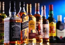 Beer Price Hike : बीयर पीने वालों के लिए बुरी खबर! महंगी हुई बीयर, कीमतों में 15% की बढ़ोतरी, जेब होगी हल्की Beer Price Hike : बीयर पीने वालों के लिए बुरी खबर! महंगी हुई बीयर, कीमतों में 15% की बढ़ोतरी, जेब होगी हल्की