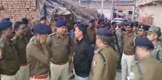 Bihar Breaking News! बिहार के जमुई में तनाव के बाद दो दिनों के लिए इंटरनेट सेवा बंद, 100 लोगों पर FIR, 8 लोग गिरफ्तार Bihar Breaking News! बिहार के जमुई में तनाव के बाद दो दिनों के लिए इंटरनेट सेवा बंद, 100 लोगों पर FIR, 8 लोग गिरफ्तार