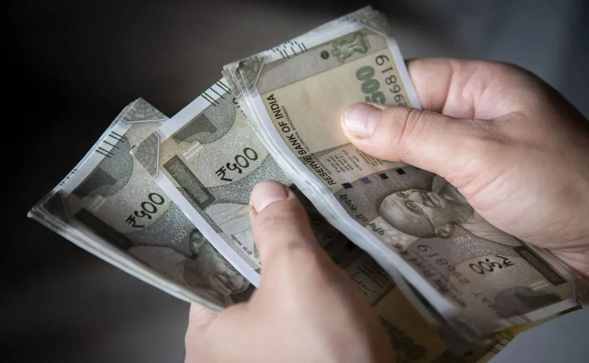 Salary Hike : महंगाई भत्ते में 2% का इजाफा, जानें कितनी बढ़ेगी कर्मचारियों की सैलरी