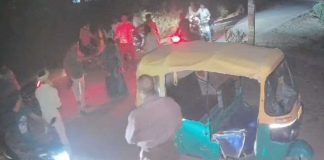 Bihar Crime! पटना में एक ही परिवार के तीन लोगों को मारी गोली, देखे CCTV विडियो Bihar Crime! पटना में एक ही परिवार के तीन लोगों को मारी गोली, देखे CCTV विडियो