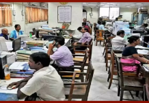 Retirement Rule Change : सरकारी कर्मचारियों को इस स्थिति में नहीं मिलेगा पेंशन का लाभ, सरकार ने बदला नियम Retirement Rule Change : सरकारी कर्मचारियों को इस स्थिति में नहीं मिलेगा पेंशन का लाभ, सरकार ने बदला नियम