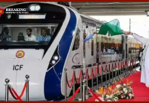 Vande Bharat : खुशखबरी! भारतीय रेलवे ने इस रूट पर यात्रा करने वाले यात्रियों को दी नई वंदे भारत की सौगात Vande Bharat : खुशखबरी! भारतीय रेलवे ने इस रूट पर यात्रा करने वाले यात्रियों को दी नई वंदे भारत की सौगात