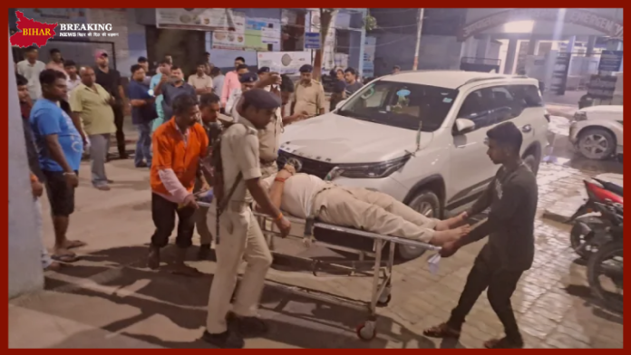 Bihar Breaking News: Tejashwi Yadav narrowly escapes, convoy hit by truck