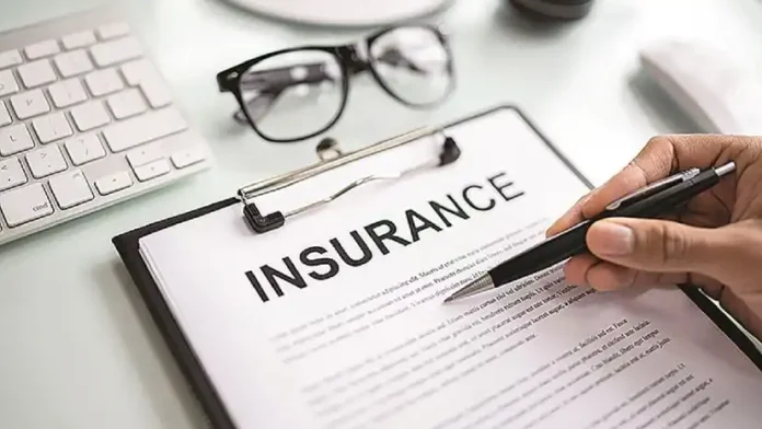 Govt Scheme : No matter how much balance you have in your bank, you will get a loan of Rs. 10,000 and accidental cover of Rs. 2 lakh, how to avail the benefit?
