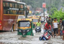 Heavy Rain Alert  : Very heavy rain for 72 hours, monsoon will wreak havoc, storm alert Heavy Rain Alert : Heavy to very heavy rain for next 3 to 4 days in these 15 states, Meteorological Department issued alert