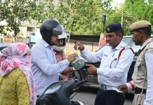 New Traffic Rules! Pay the outstanding challan of the vehicles immediately, otherwise RC can be cancelled, DL will also be cancelled; Read full details New Traffic Rules! Pay the outstanding challan of the vehicles immediately, otherwise RC can be cancelled, DL will also be cancelled; Read full details