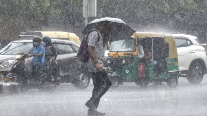 Today Weather Report : Humidity in Delhi, rain alert in UP-Bihar, know how the weather will be across the country today