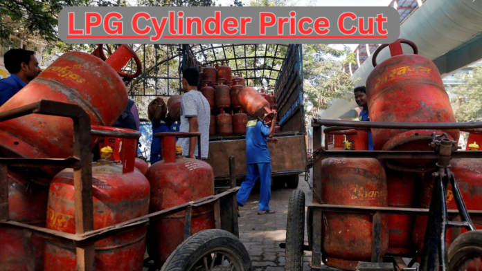 LPG Cylinder Price Cut: Big relief! Commercial cylinder became cheaper by Rs 33.50, know the price in your city LPG Cylinder Price Cut: Big relief! Commercial cylinder became cheaper by Rs 33.50, know the price in your city