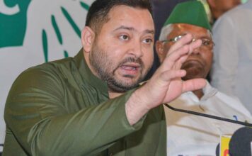 Bihar Breaking News! If the government is formed, every youth in Bihar will get a job, Tejashwi said a big thing before the elections. Bihar Breaking News! If the government is formed, every youth in Bihar will get a job, Tejashwi said a big thing before the elections.