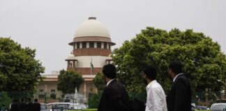 Bihar News! Before the Bihar elections, the Supreme Court made a big comment on SIR, saying, ‘The EC should do its work…’ Bihar News! Before the Bihar elections, the Supreme Court made a big comment on SIR, saying, 'The EC should do its work...'