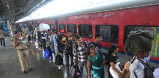 Chhath Special : Good news for those in UP and Bihar! Complete information on trains and schedules for Chhath. Chhath Special : Good news for those in UP and Bihar! Complete information on trains and schedules for Chhath.