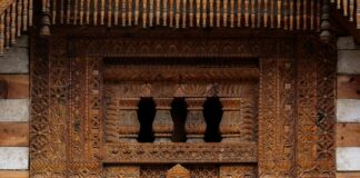 वंदे भारत एक्सप्रेस: 24 मार्च को दूसरी रेक की टिरुची वर्कशॉप में मरम्मत वंदे भारत एक्सप्रेस: 24 मार्च को दूसरी रेक की टिरुची वर्कशॉप में मरम्मत