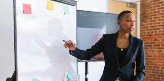 एपीएफओ जम्मू ने कठुआ में निधि आपke निकट 2.0 का आयोजन किया एपीएफओ जम्मू ने कठुआ में निधि आपke निकट 2.0 का आयोजन किया