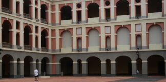 भोजपुर में गोलीबारी: 5 घायल, 1 की मौत भोजपुर में गोलीबारी: 5 घायल, 1 की मौत