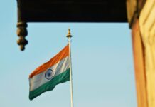 वंदे भारत एक्सप्रेस में अमुल दही विवाद वंदे भारत एक्सप्रेस में यात्री को दही में कीड़े मिले