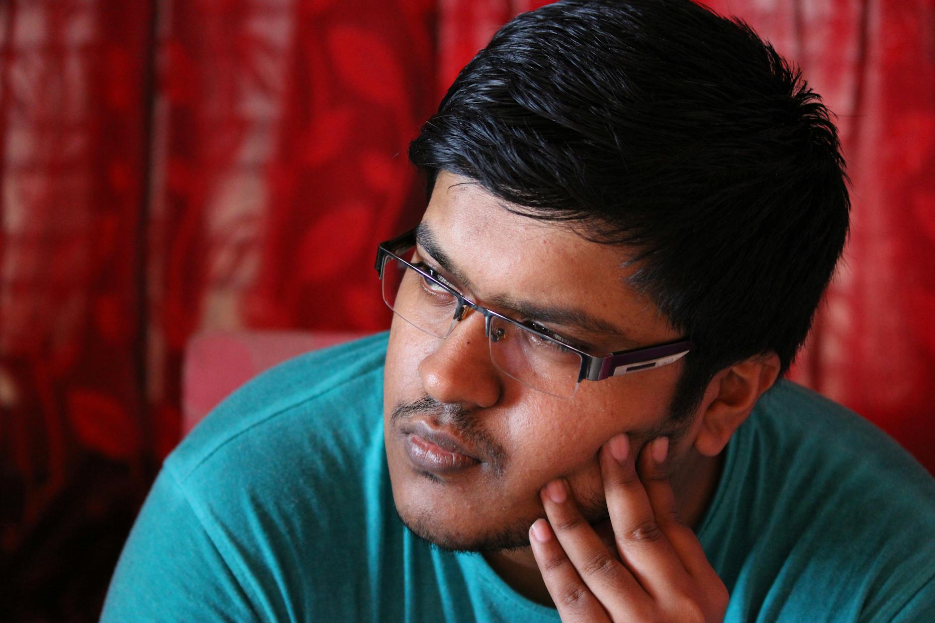 एचडीएफसी बैंक:.atanu चakraborty के जाने के बाद क्या यह एक अच्छा निवेश विकल्प है?