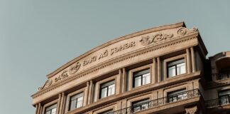 नीतीश कुमार: बिहार के मुख्यमंत्री का नया दौर नीतीश कुमार: बिहार सीएम ने राज्यसभा के लिए चुनाव के बाद एमएलसी पद छोड़ा