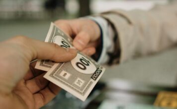 7वीं वेतन आयोग: कर्मचारियों के लिए 8वीं वेतन आयोग का महत्व 7वीं वेतन आयोग: कर्मचारियों के लिए 8वीं वेतन आयोग का महत्व