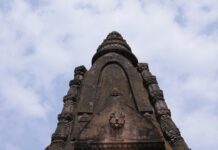 भोजपुर में मासोन की बेटी का चमकता सितारा भोजपुर में मासोन की बेटी का चमकता सितारा