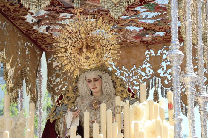 मोनालिसा और राजत दलाल विवाद: 50 में हुए शब्दों के बाण